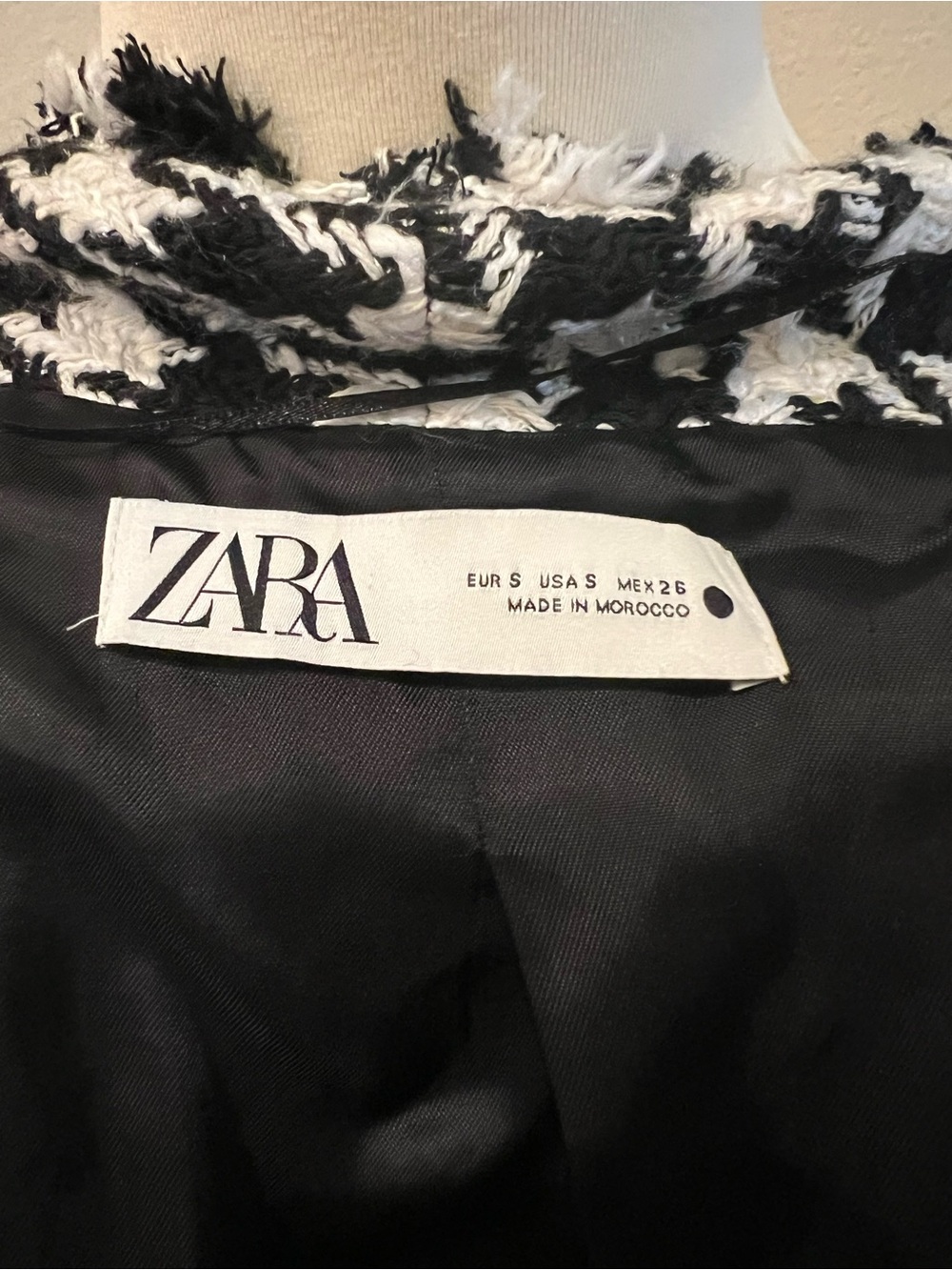 Zara Black & White Houndstooth Double-Breasted Blazer Size Small Gold Buttons - Picture 6 of 6
